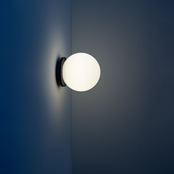 Calma Wall Sconce
