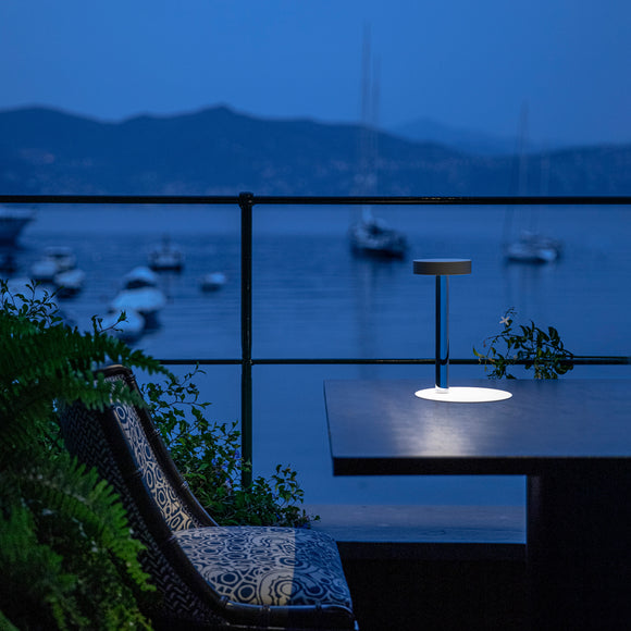 TeTaTeT Flute LED Portable Table Lamp