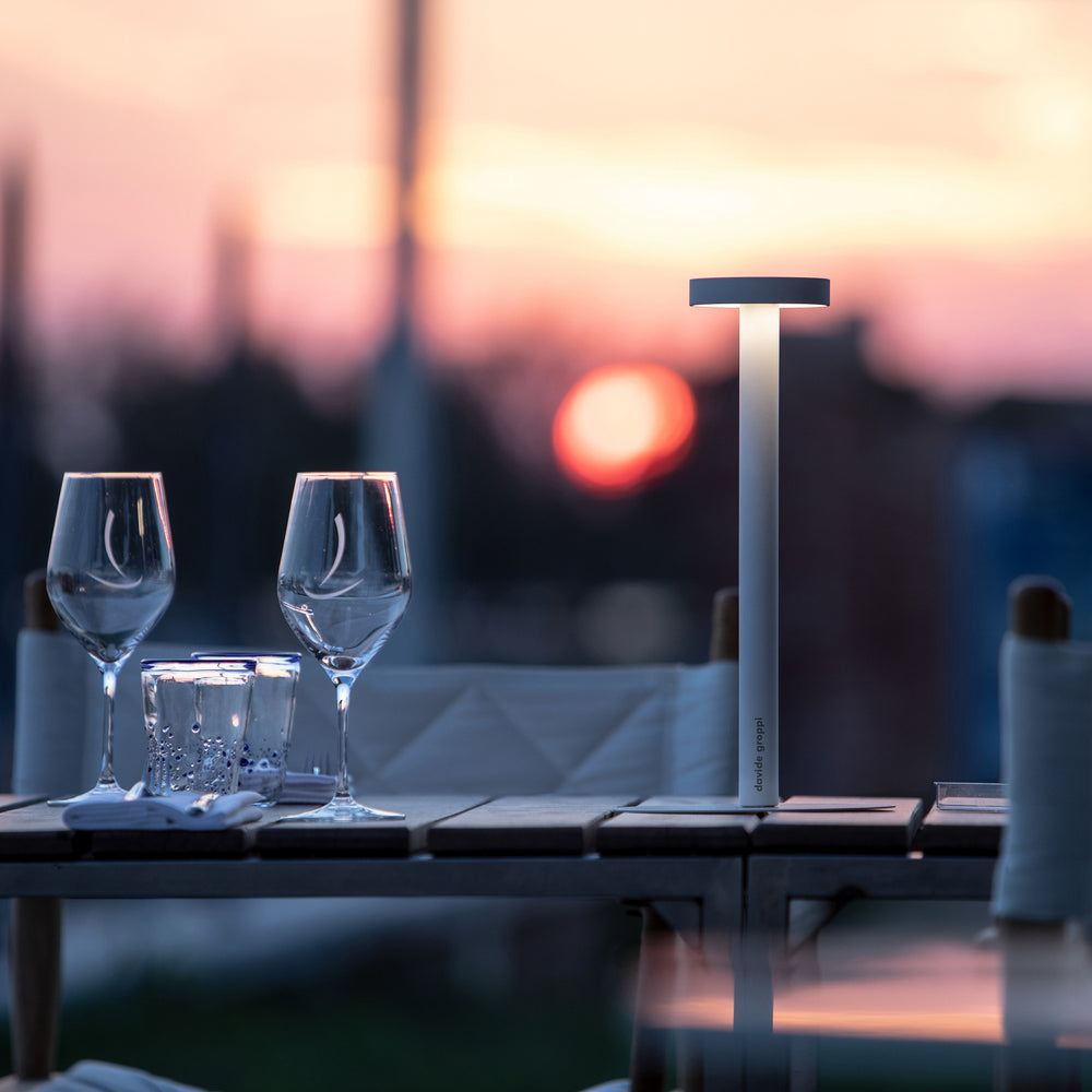 TeTaTeT LED Portable Table Lamp