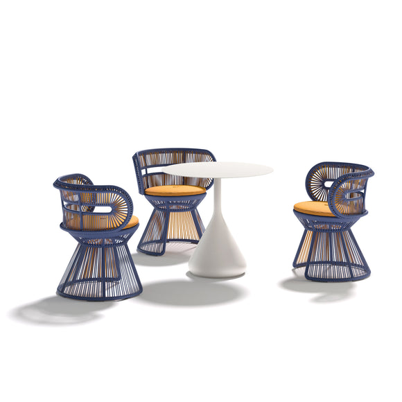 CIRQL NU Outdoor Armchair with Central Base