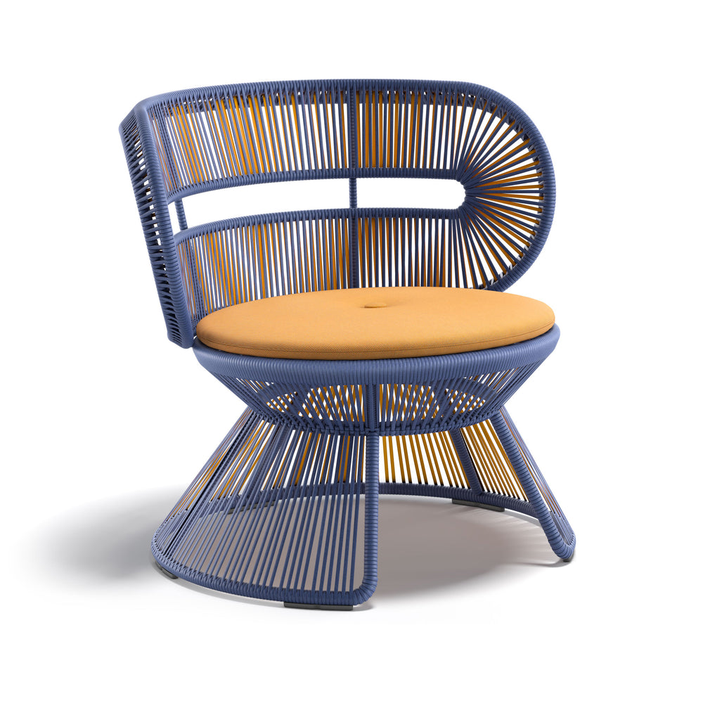 CIRQL NU Outdoor Lounge Chair with Central Base