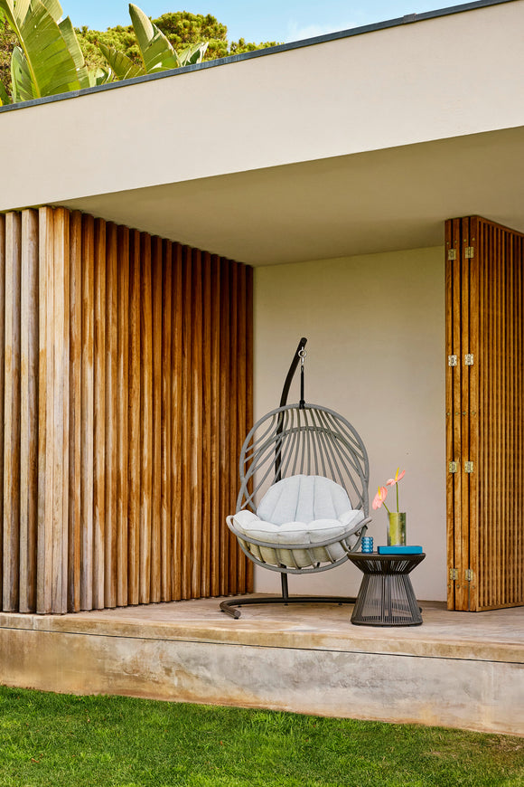 CIRQL NU Outdoor Side Table