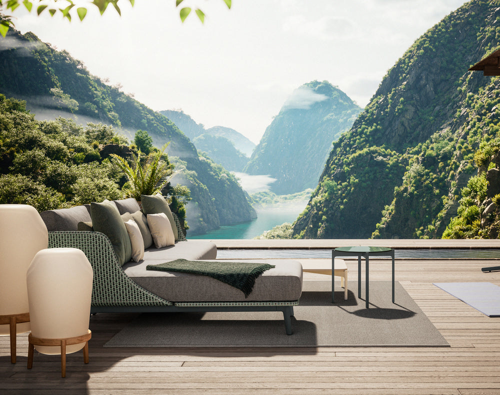 LOON Portable Outdoor Floor Lamp