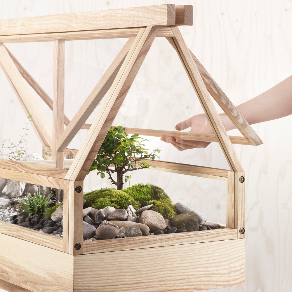 Greenhouse Planter