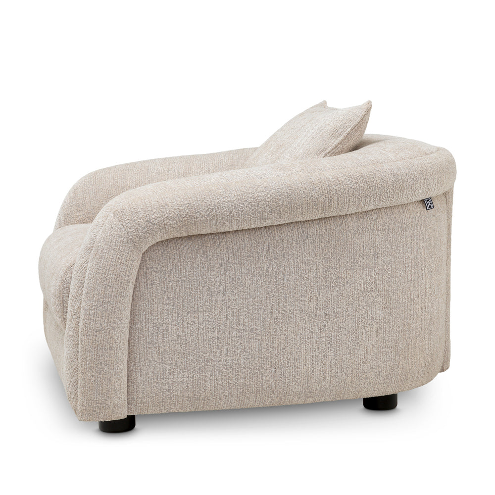 Avenza Lounge Chair