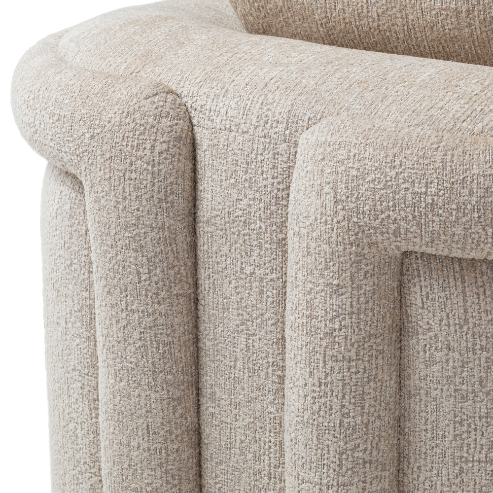 Avenza Lounge Chair
