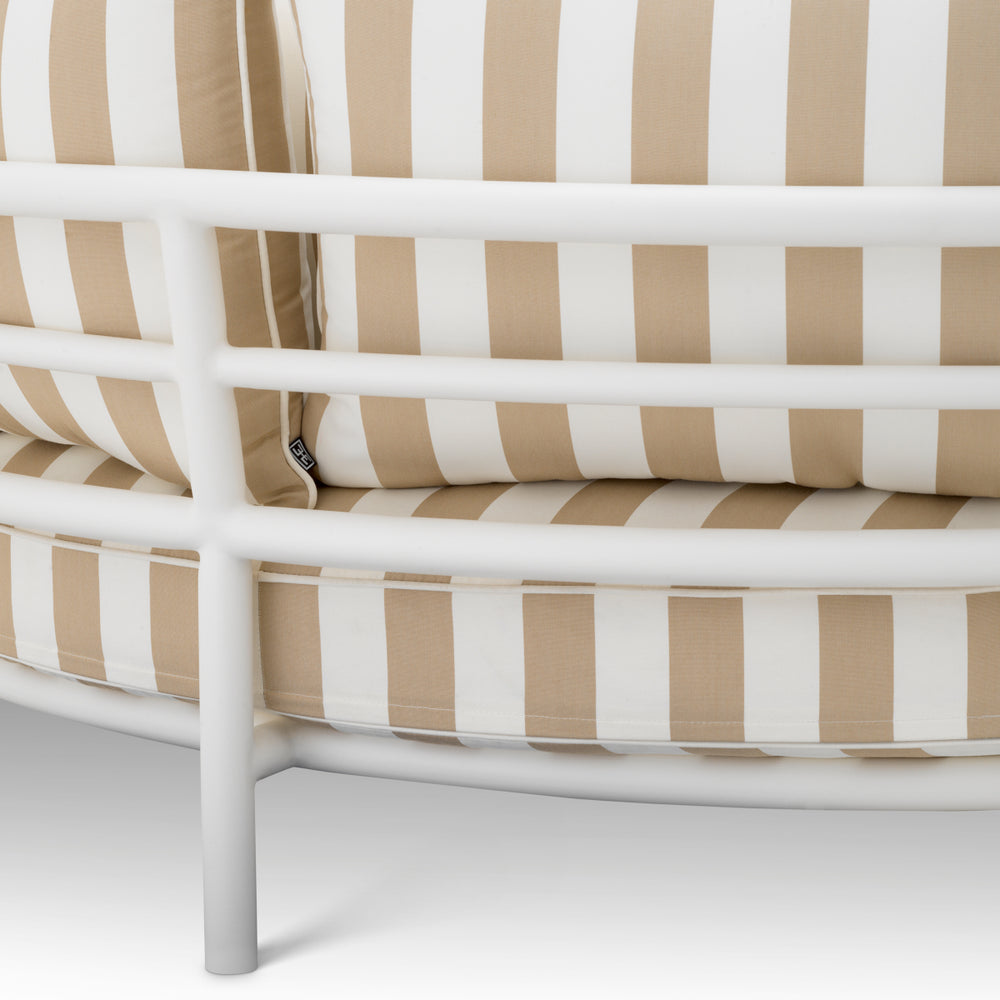 Laguno Outdoor Bed