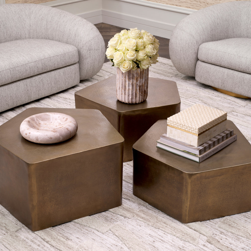 Veenazza Coffee Table (Set of 3)