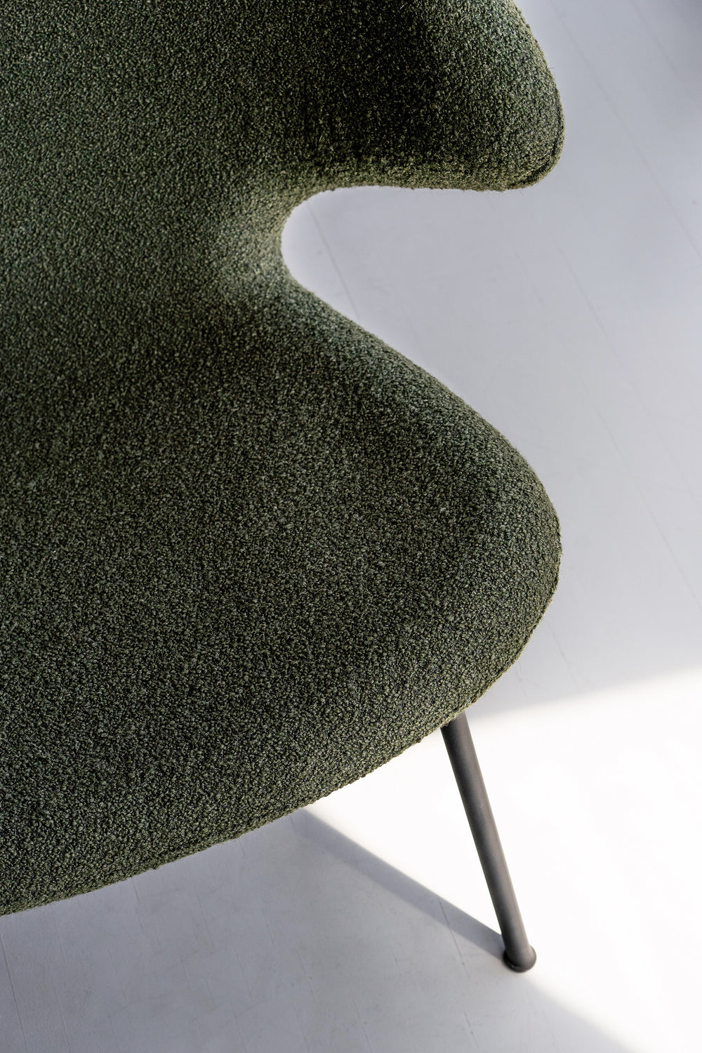 Ella Lounge Chair with Tubular Legs
