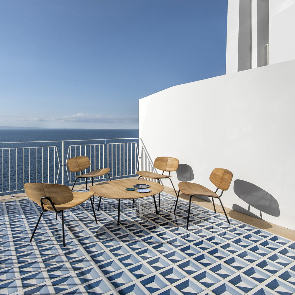 Agave Outdoor Lounge Chair