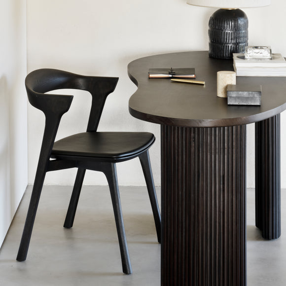 Boomerang Desk