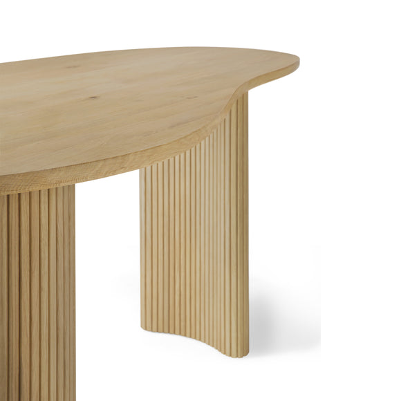 Boomerang Desk