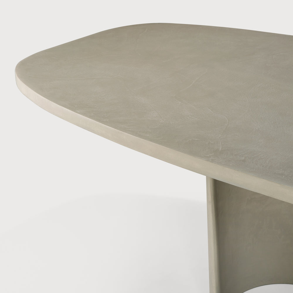 Canyon Outdoor Dining Table