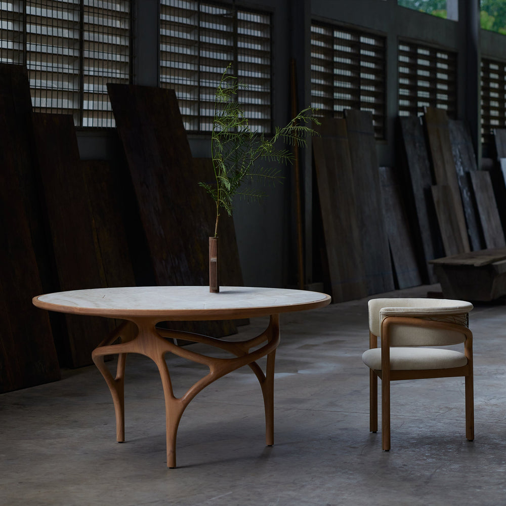 Cena Dining Table