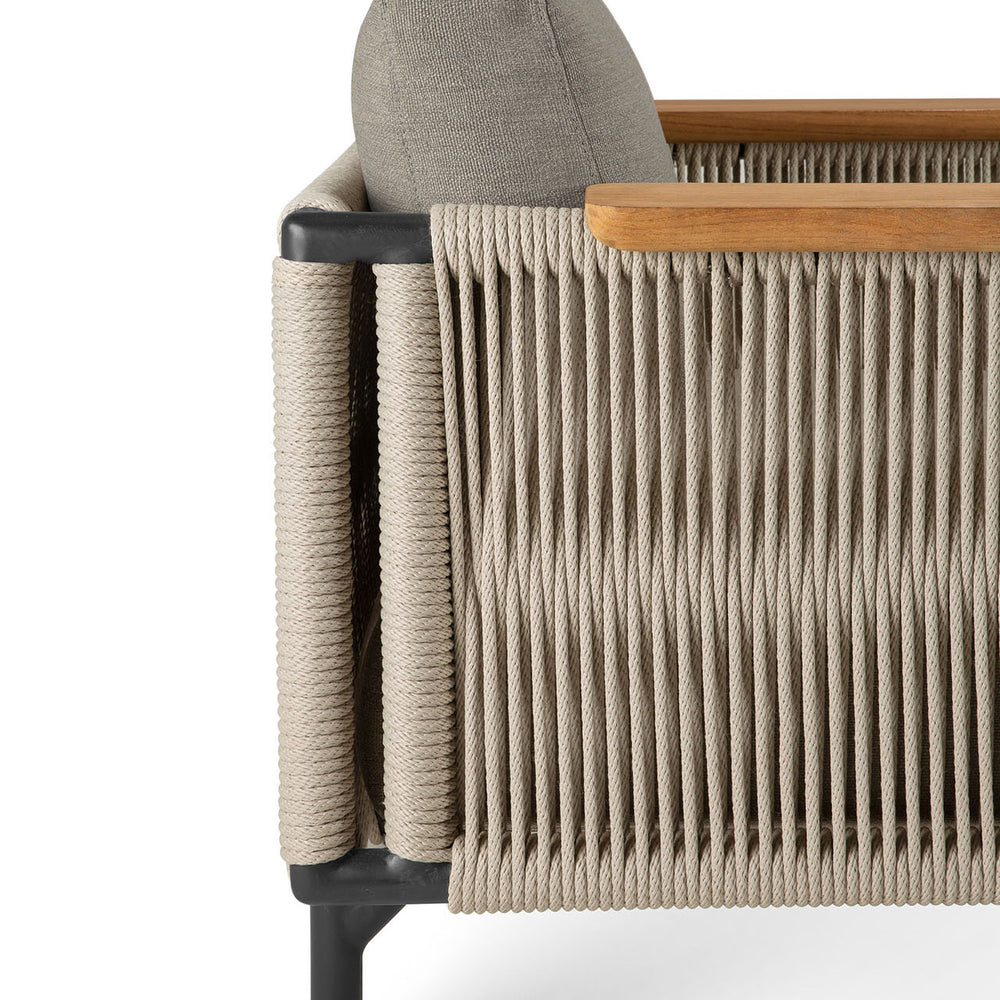 Corbey Outdoor Lounge Chair