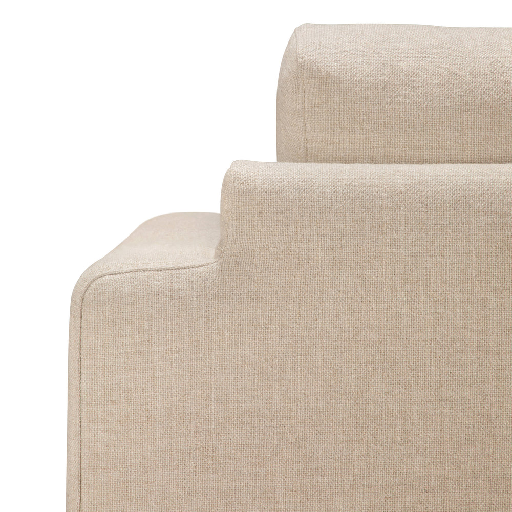 Ease Lounge Chair