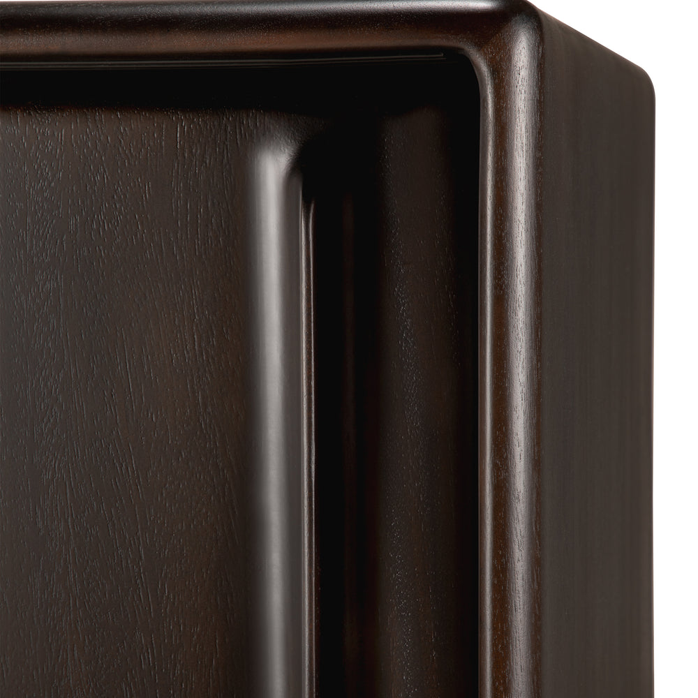 Flow Sideboard
