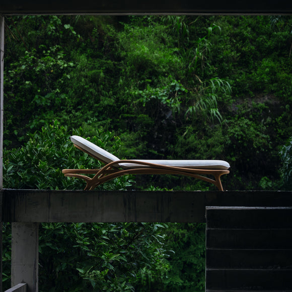 Zen Outdoor Adjustable Lounger