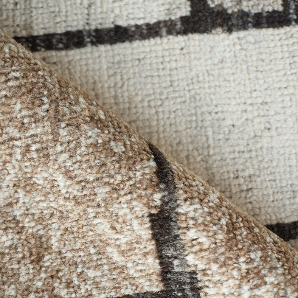 Alcama Area Rug