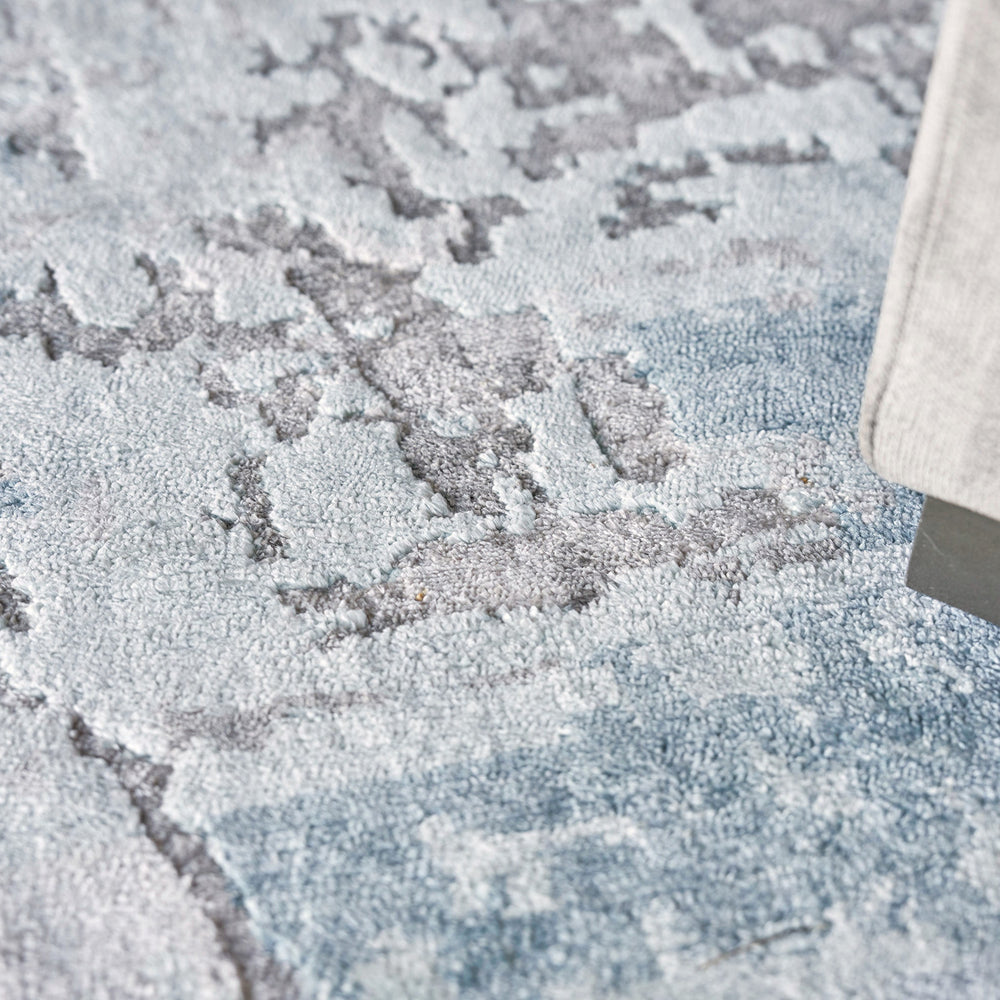 Floor Art Ivory/Gold/Lavender Area Rug
