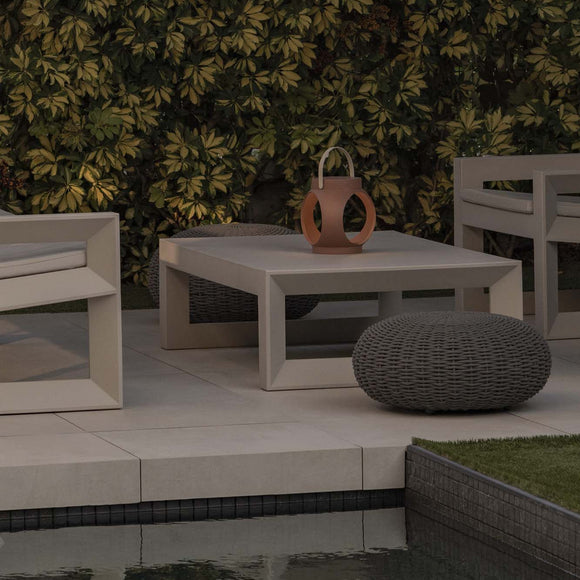 Candela Portable Outdoor LED Table Lamp