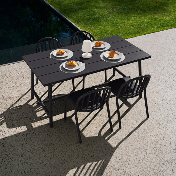 Fred's Medium Outdoor Dining Table