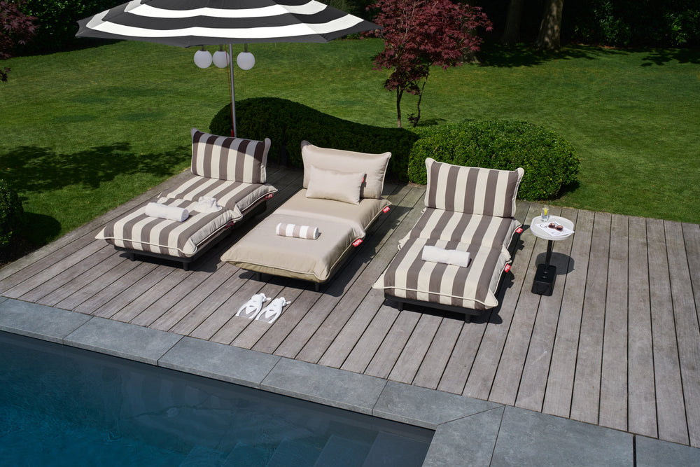 Paletti Indoor/Outdoor Daybed