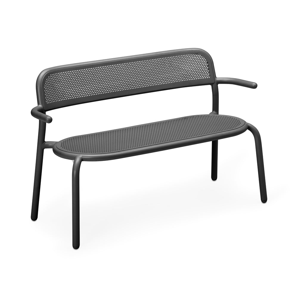 Toni Bench