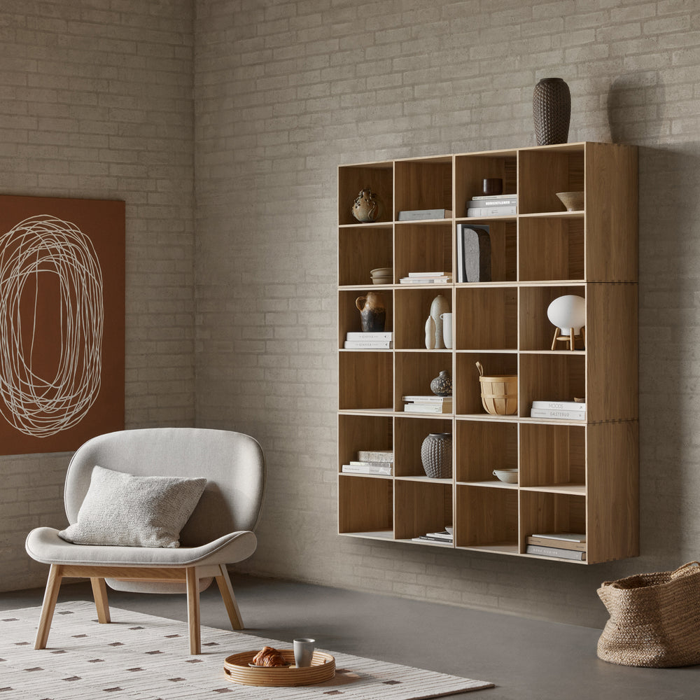 B98 4 Grid Bookshelf Unit