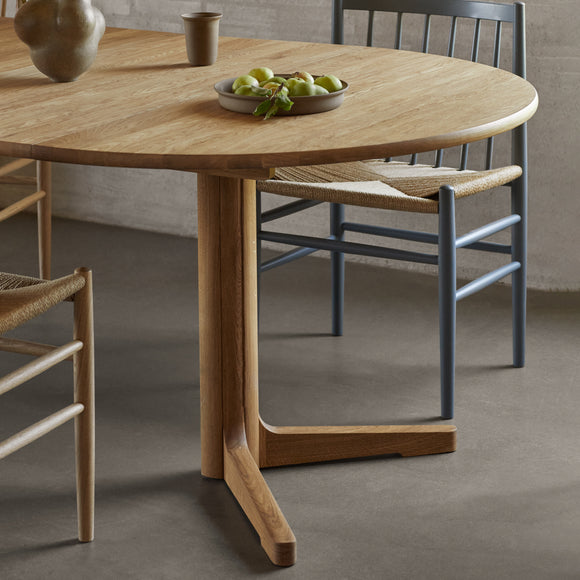 C69E Ry Expandable Dining Table