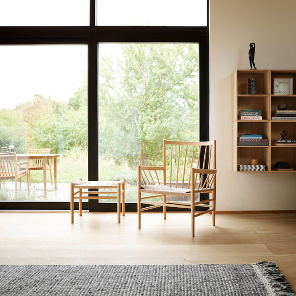 J82 Lounge Chair
