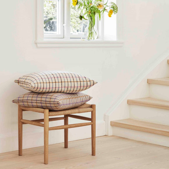 J83 Stool