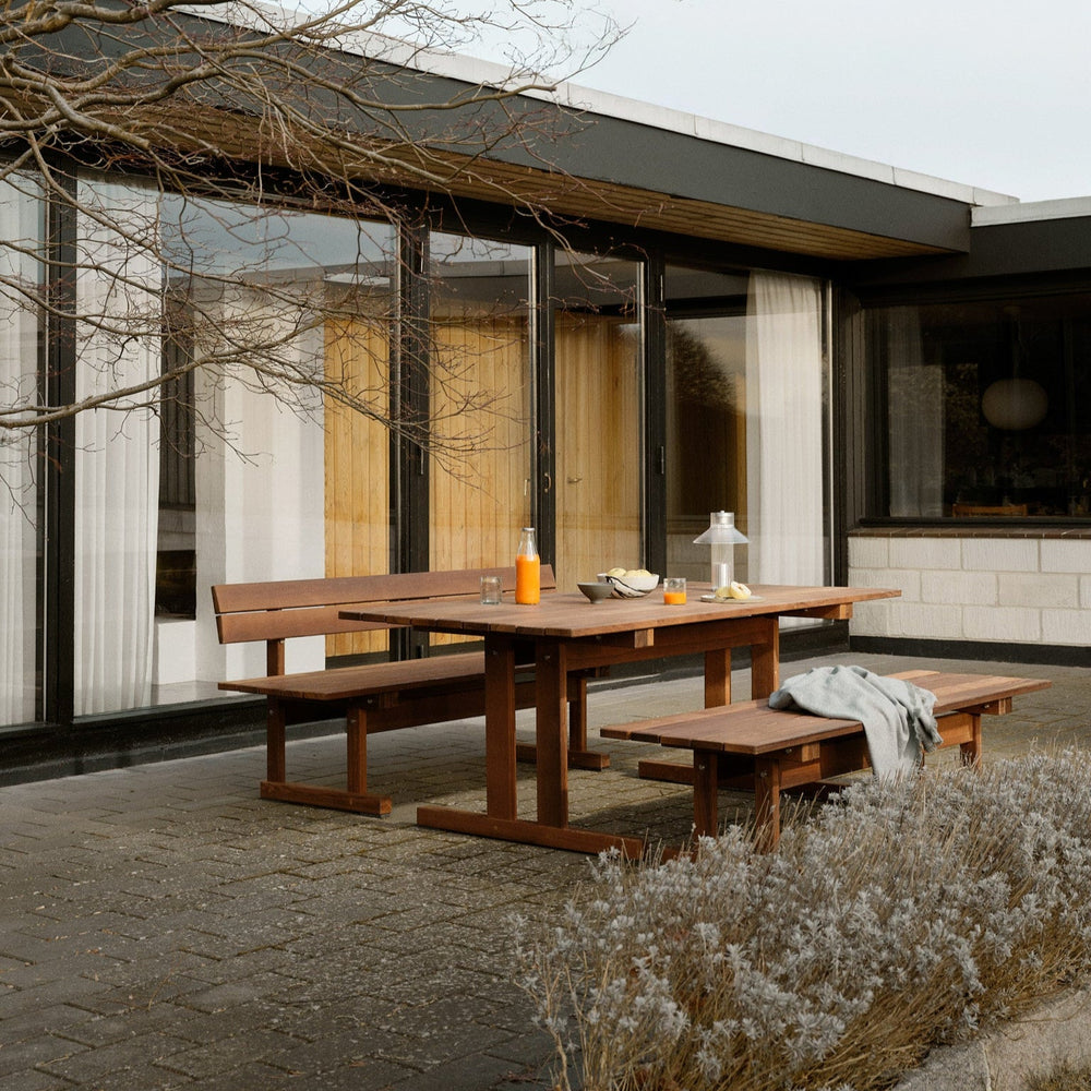 M16 Ermelunden Outdoor Bench