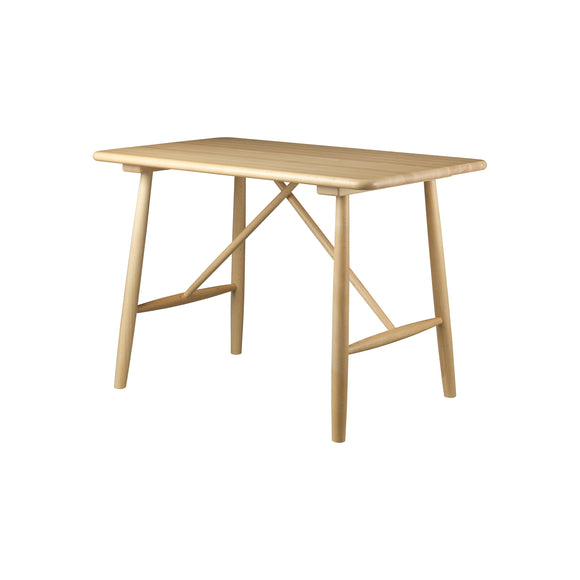 P10 Children's Table