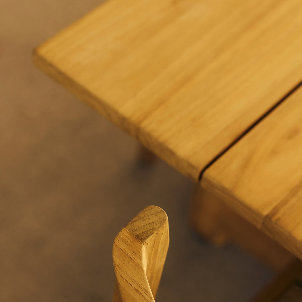 Felloe Outdoor Dining Table