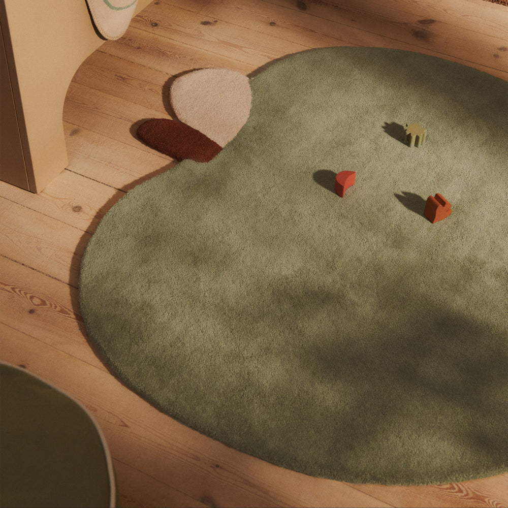 Apple Tufted Rug