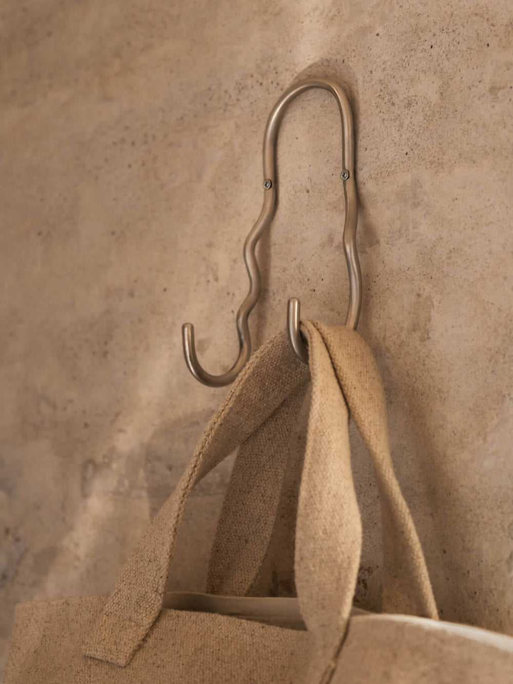 Curvature Double Hook