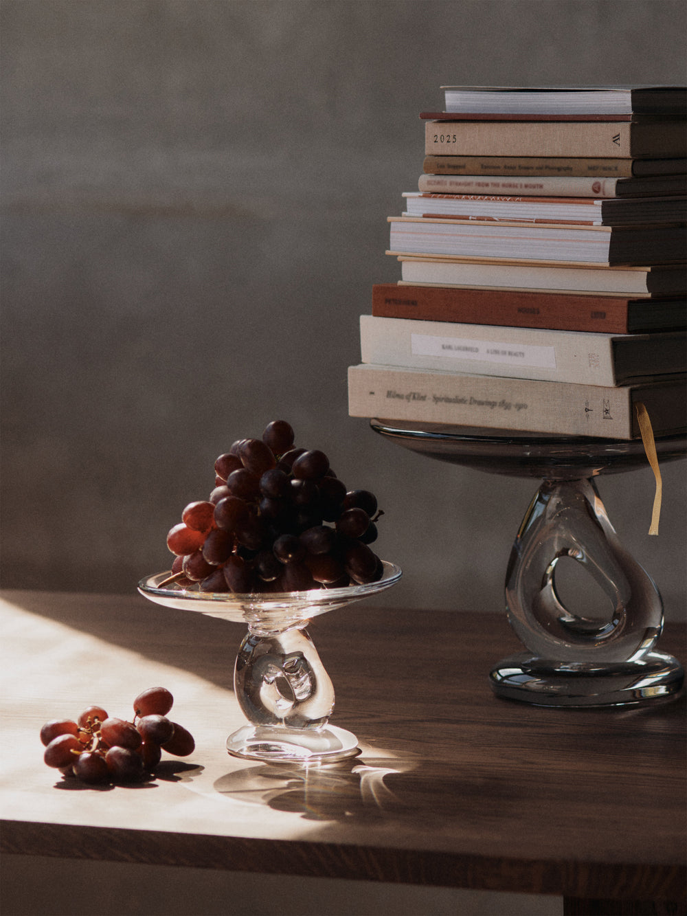 Damo Glass Centerpiece
