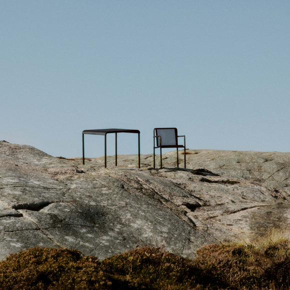 Dapple Rectangular Outdoor Dining Table