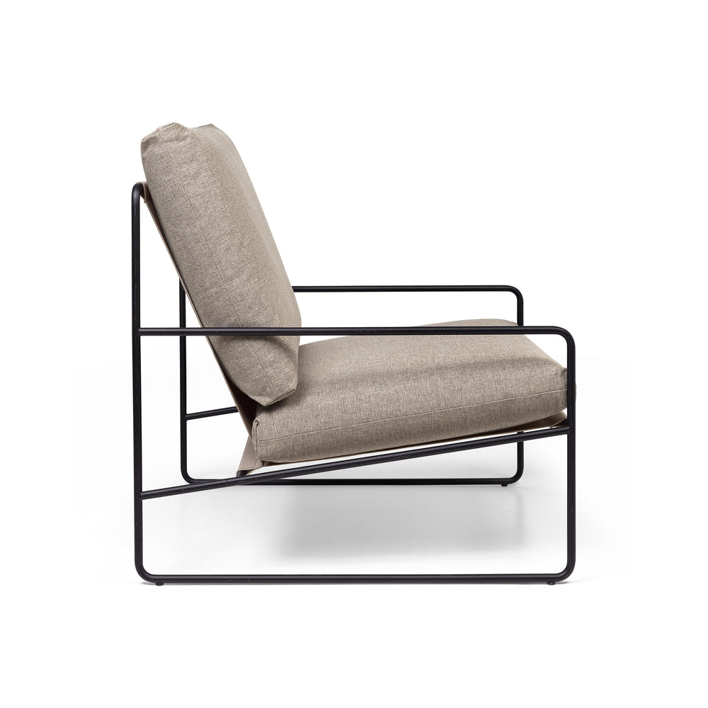 Desert Outdoor Cushioned Lounge Chair