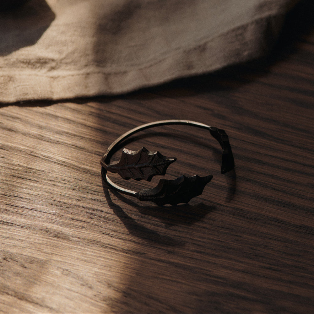 Holly Leaf Napkin Ring (Set of 4)