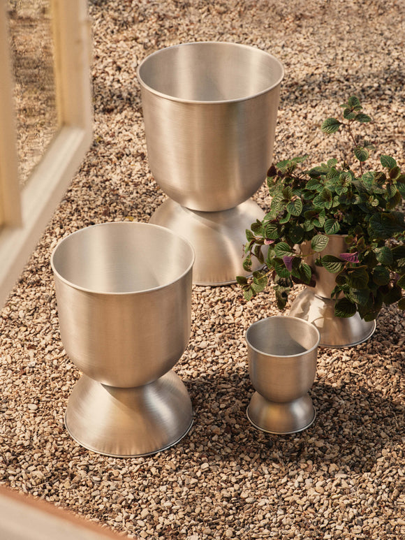 鉢・プランター Ferm living Hourglass Pot Timeless Hourglass Pot in matte finish | Ferm Living