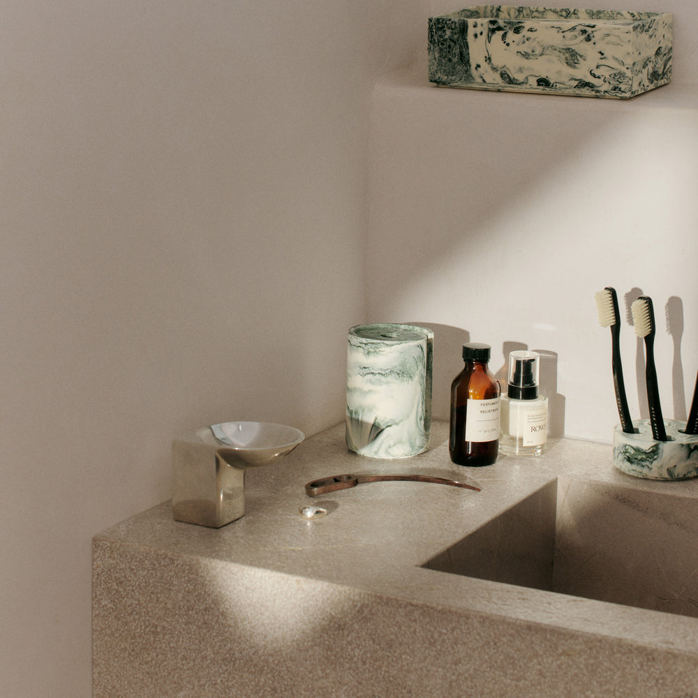 Mist Toothbrush Holder