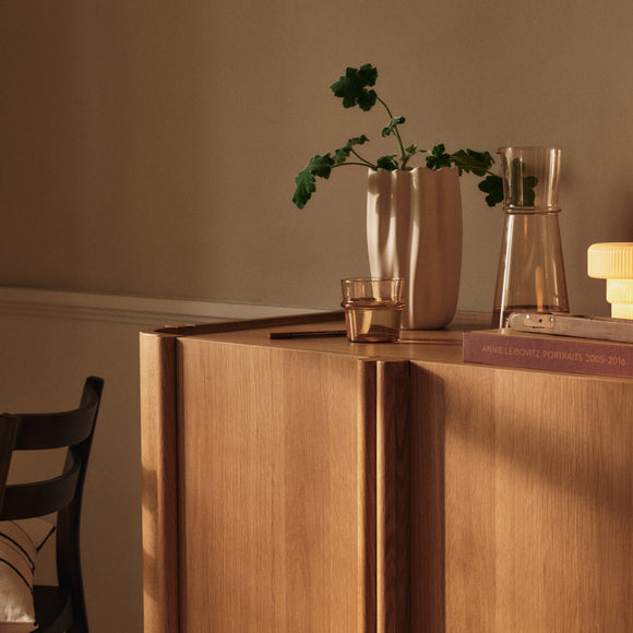 Nium Vase