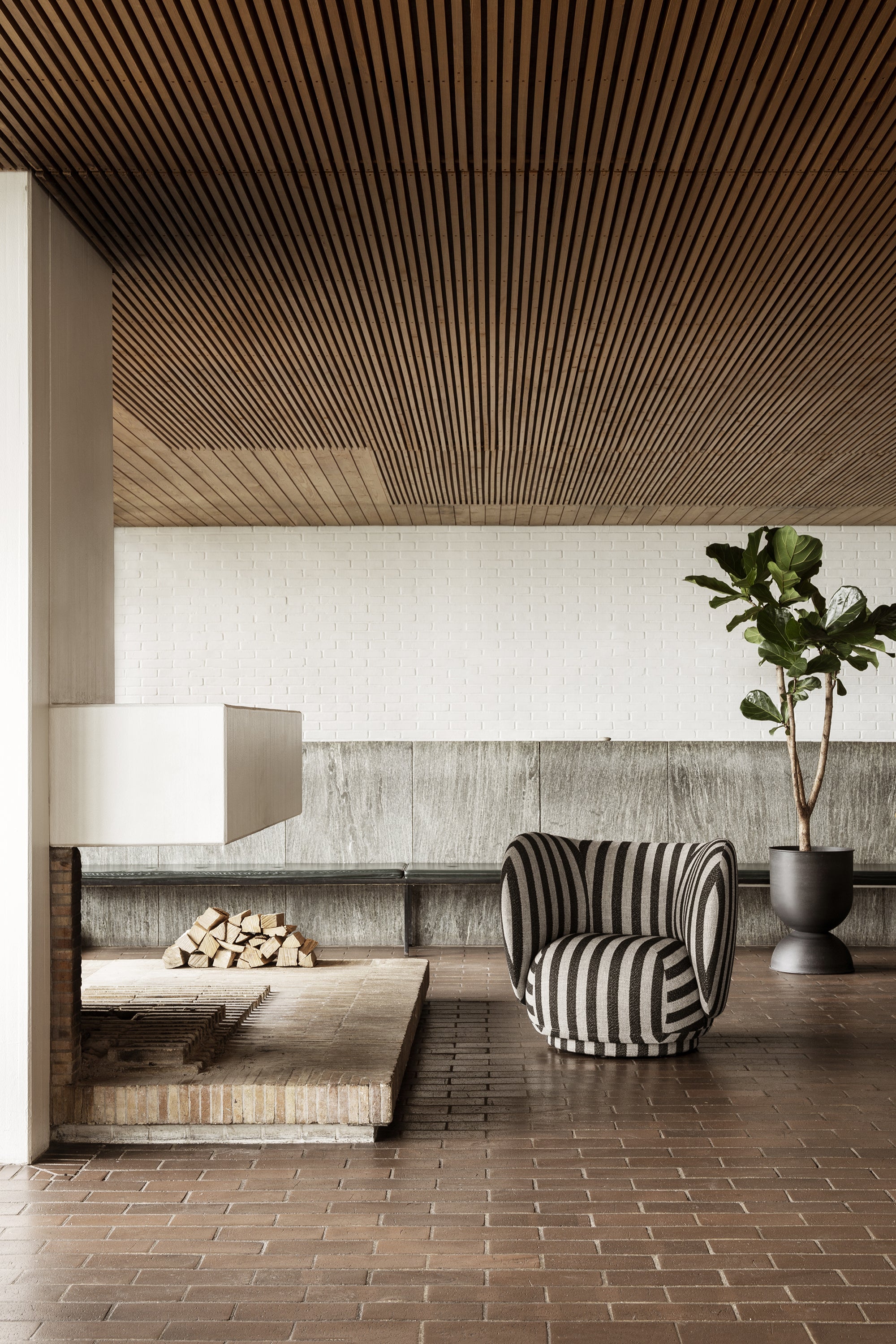 Rico Lounge Chair - Swivel Base