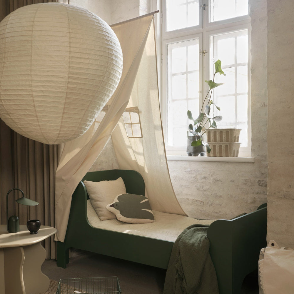 Settle Bed Canopy