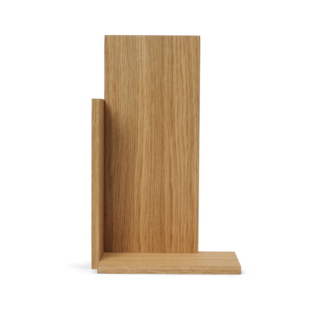 Stagger Shelf