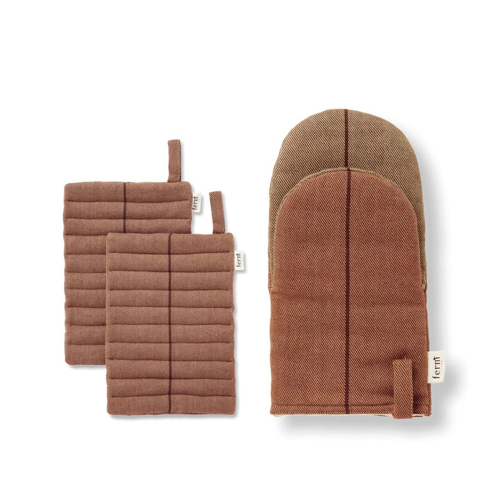 Ito Pot Holder and Oven Mitt Gift Set
