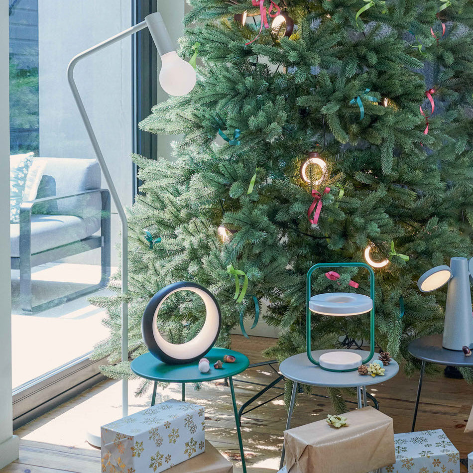 Aplo Upright Stand with Lamp