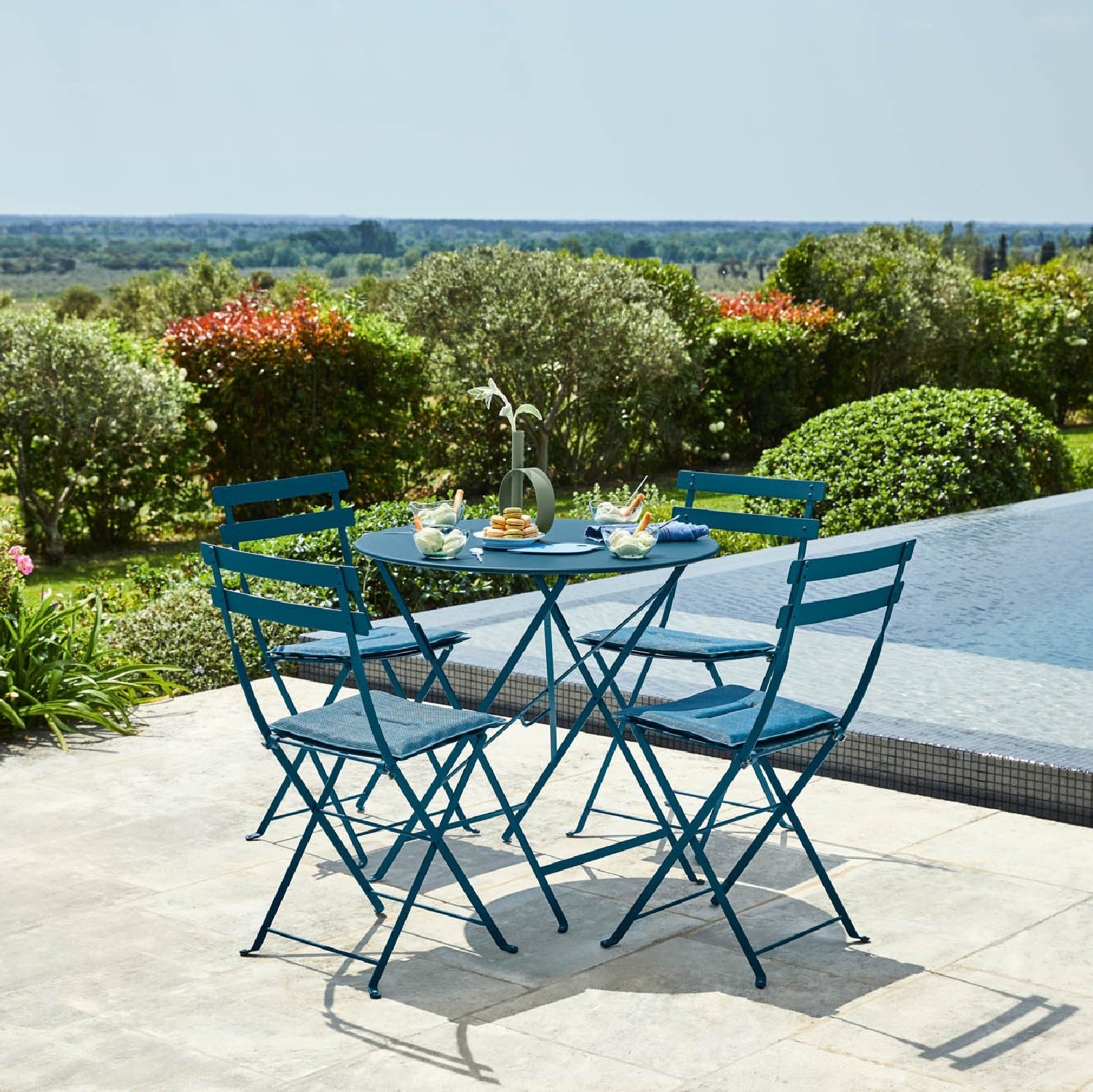 アウトドアチェア FERMOB BIRTRO ビストロ +専用クッション2個付 Fermob Bistro Outdoor Chair Cushion (Set of 2) - 2Modern